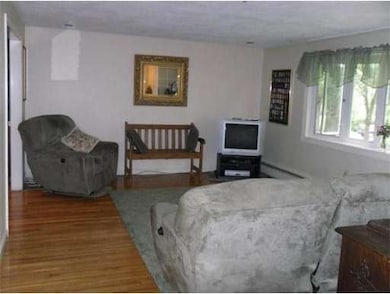 6 Scarlet Ln, Danvers, MA 01923 - photo 3