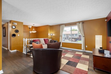 2880 Chatsworth Way_MLS_07