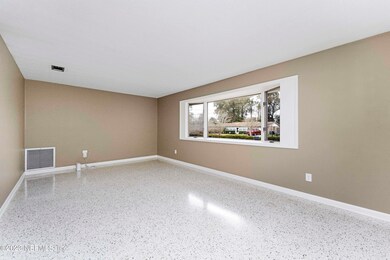 2639 Elisa Dr W, Jacksonville, FL 32216 - photo 4