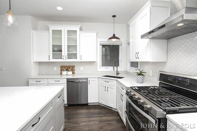 1448 Beaconsfield St SW, Byron Center, MI 49315 - photo 6