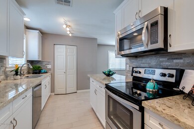 STAINLESS STEEL APPLIANCES