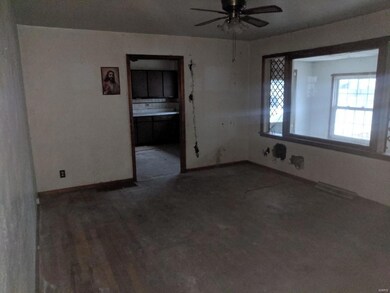 8307 College St, Collinsville, IL 62234 - photo 3