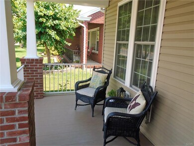 830 Walnut St, Emmaus, PA 18049 - photo 4