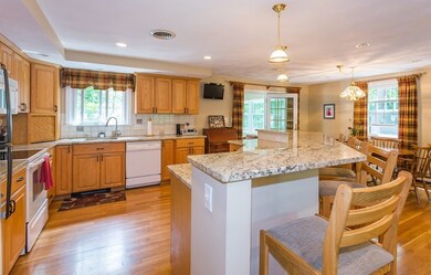 39 Longbow Rd, Danvers, MA 01923 - photo 3