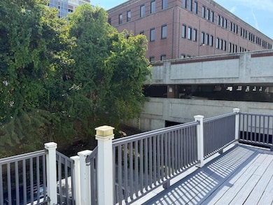 14 Boynton St, Portland, ME 04102 - photo 3