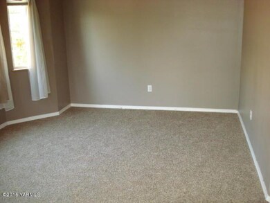 Formal Dining