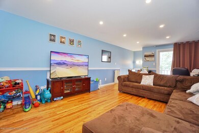 32 Austin Ave, Staten Island, NY 10305 - photo 7
