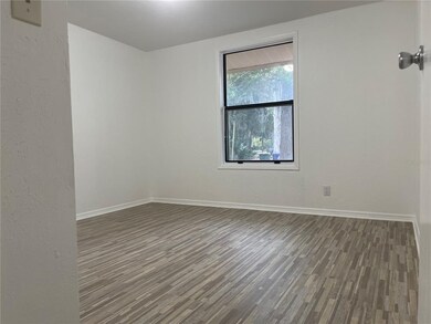 530 E Caroline St, Tavares, FL 32778 - photo 7