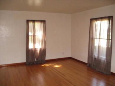 3504 Franklin St, Highland, IN 46322 - photo 5