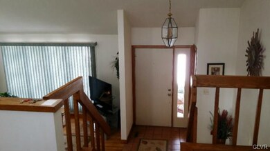 5060 Wendi Dr W, Zionsville, PA 18092 - photo 3