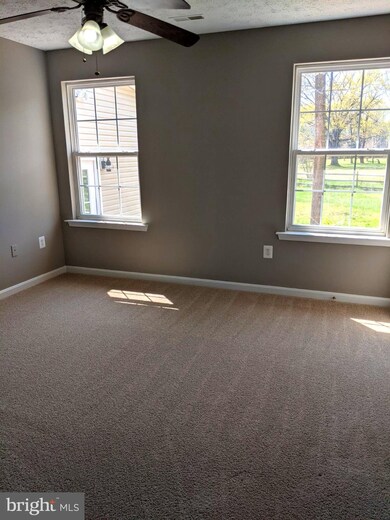 35340 Pine Ct, Mechanicsville, MD 20659 - photo 6