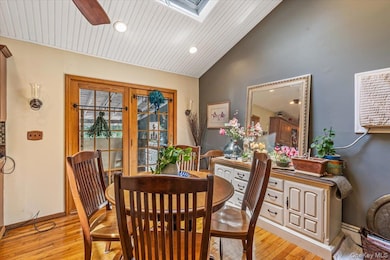 54A Upland Dr unit A, East Northport, NY 11731 - photo 7