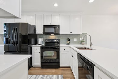 7122 Wood Hollow Dr unit 52, Austin, TX 78731 - photo 7