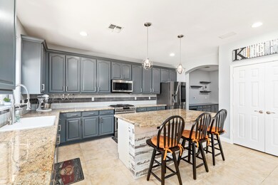012_Kitchen
