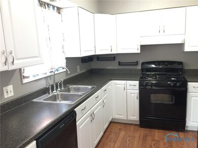 812 Circleview Dr, Toledo, OH 43615 - photo 6