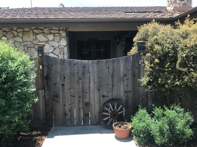 519 Oakmont Ave, Porterville, CA 93257 - photo 2