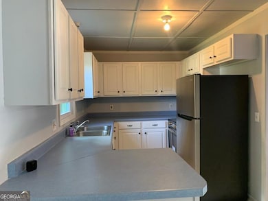 342 Phillips Cir, Royston, GA 30662 - photo 5