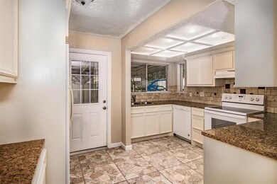 23427 Cimber Ln, Spring, TX 77373 - photo 2