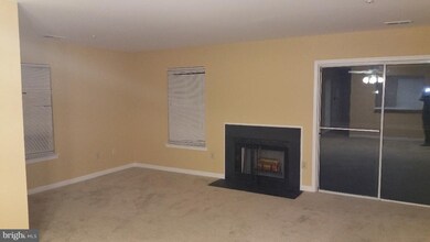 4133 Applegate Ct, Suitland, MD 20746 - photo 6