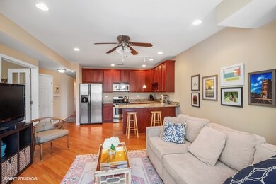 4830 N Hoyne Ave unit 3, Chicago, IL 60625 - photo 4