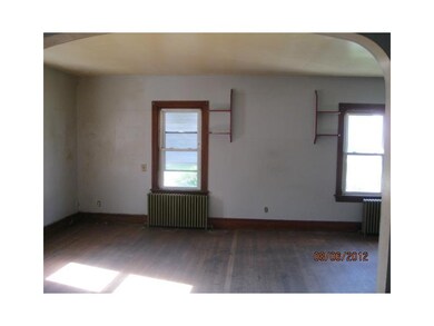 17 Lachance St, West Warwick, RI 02893 - photo 2