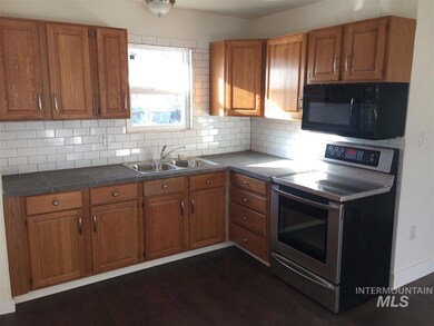 311 Almond St, Nampa, ID 83686 - photo 3