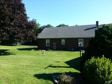 6175 Ridge Rd, Zionsville, PA 18092 - photo 2