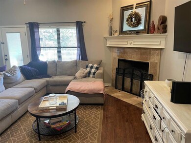 2413 Woodcrest Ct, Granbury, TX 76048 - photo 3