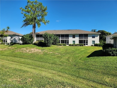 1462 Churchill Cir unit 204, Naples, FL 34116 - photo 4