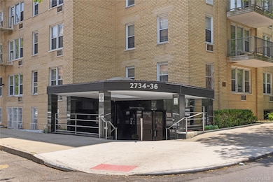 2736 Independence Ave unit 4A, Bronx, NY 10463 - photo 2