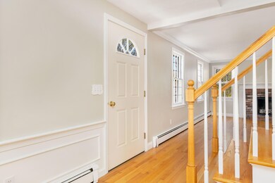 22_Buckingham_Entry
