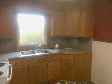 431 Cypress St, Lehighton, PA 18235 - photo 6