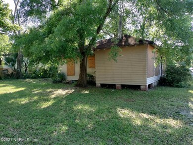 224 W 24 St 32206 Rear