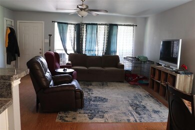 409 Elmo St, Cleburne, TX 76031 - photo 2