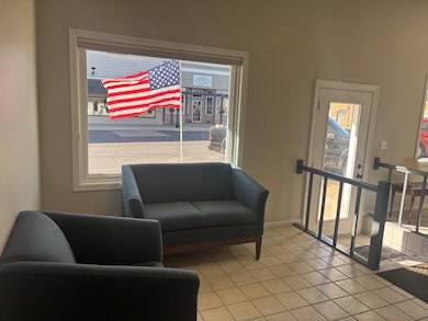 320 N Main St, Roanoke, IL 61561 - photo 4