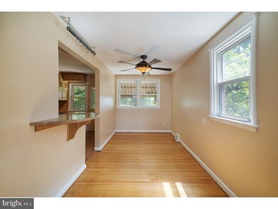 75 Suburban Ln, Upper Darby, PA 19082 - photo 6