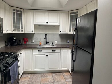 441 Place Ln, Woburn, MA 01801 - photo 4