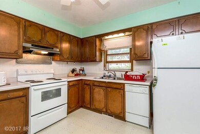 3609 Bel Aire Rd, Des Moines, IA 50310 - photo 7