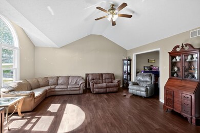 06_1030_Indian_Trl_Lawrenceburg_KY_40342