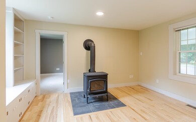 65 N River Rd, Walpole, NH 03608 - photo 3