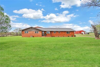 10703 N 1980 Rd, Elk City, OK 73644 - photo 3