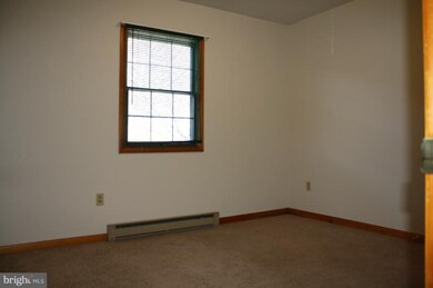 222 N Washington St unit 7, Berkeley Springs, WV 25411 - photo 6