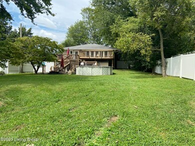 6208 E Manslick Rd, Louisville, KY 40219 - photo 6