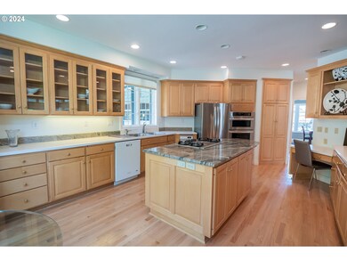 845 Sand Ave, Eugene, OR 97401 - photo 7