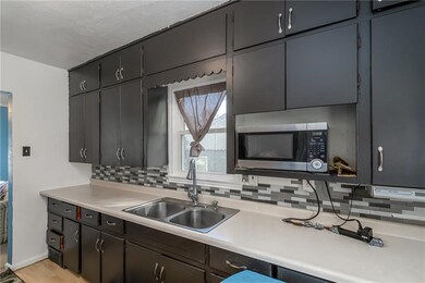 4116 5th Ave, Des Moines, IA 50313 - photo 4