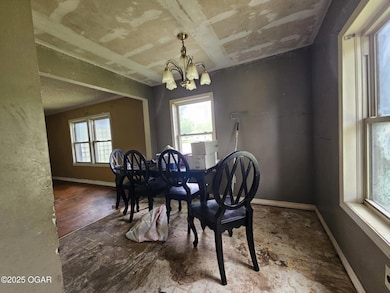 2810 N Michigan Ave, Pittsburg, KS 66762 - photo 2