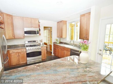 9103 Santayana Dr, Fairfax, VA 22031 - photo 6