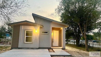 22206 Euclid Ave, San Benito, TX 78586 - photo 3