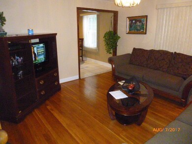 268 Lowden St, Pawtucket, RI 02860 - photo 4