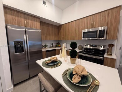 2001 Van Buren St unit 744, Hollywood, FL 33020 - photo 6